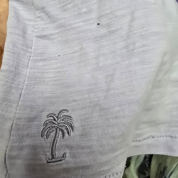 Lilly Pulitzer V-Neck Short Sleeve Pullover T-Shirt Light Purple Small FLAWS - Picture 6 of 9